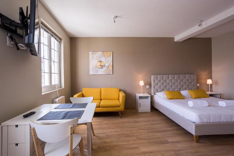 Studios Du Marche Au Bois Apartment